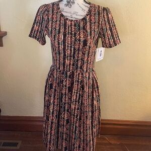 NWT LulaRoe s/s M dress. 9/1